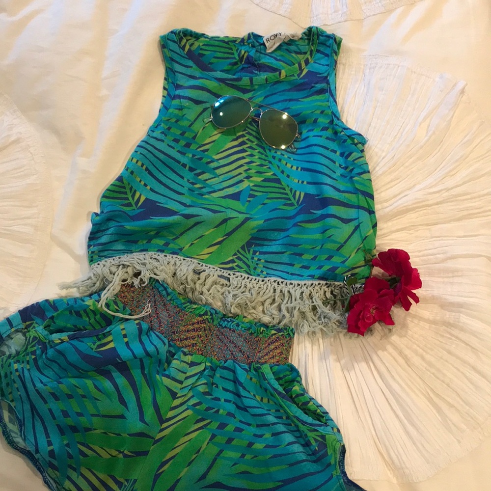 Roxy boho shorts and top
